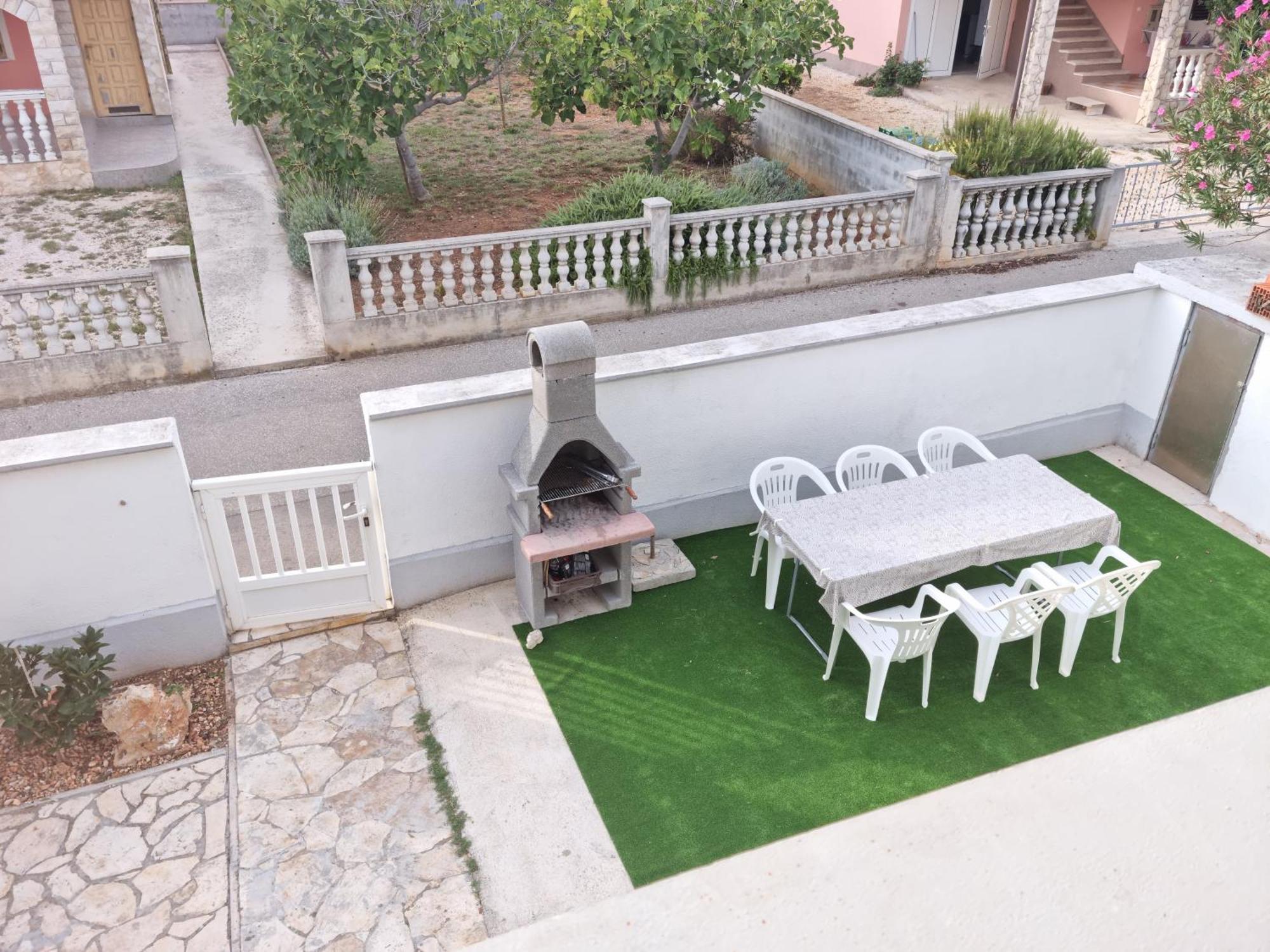 Apartment Emi 1 Vir